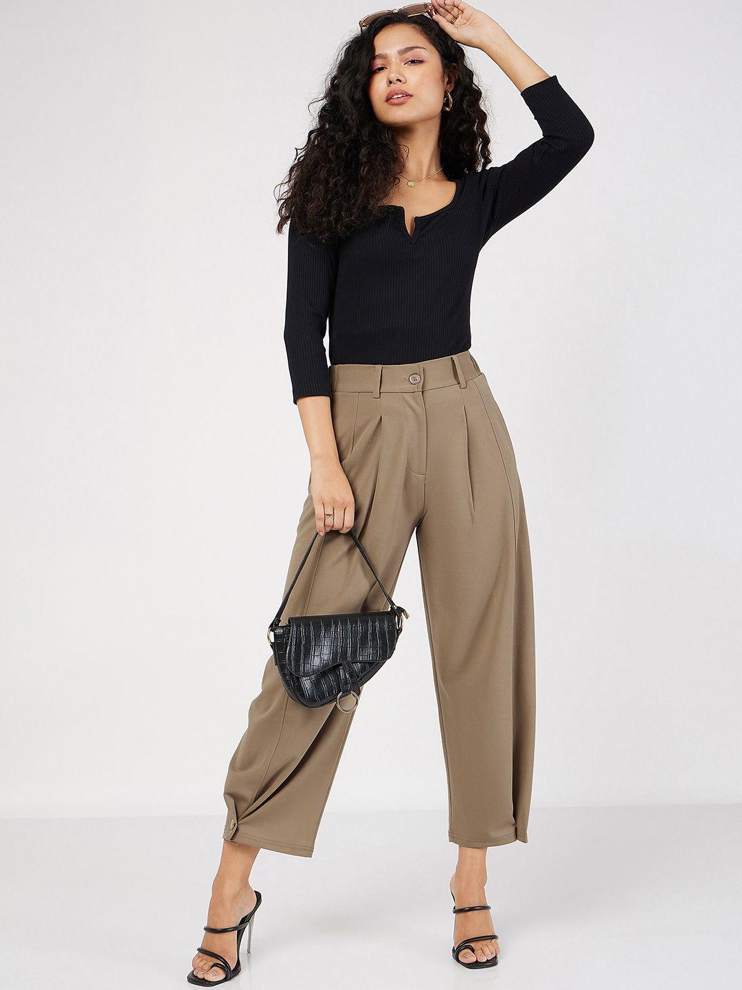 SASSAFRAS Women Beige Mid-Rise Cropped Pleated Parallel Trousers