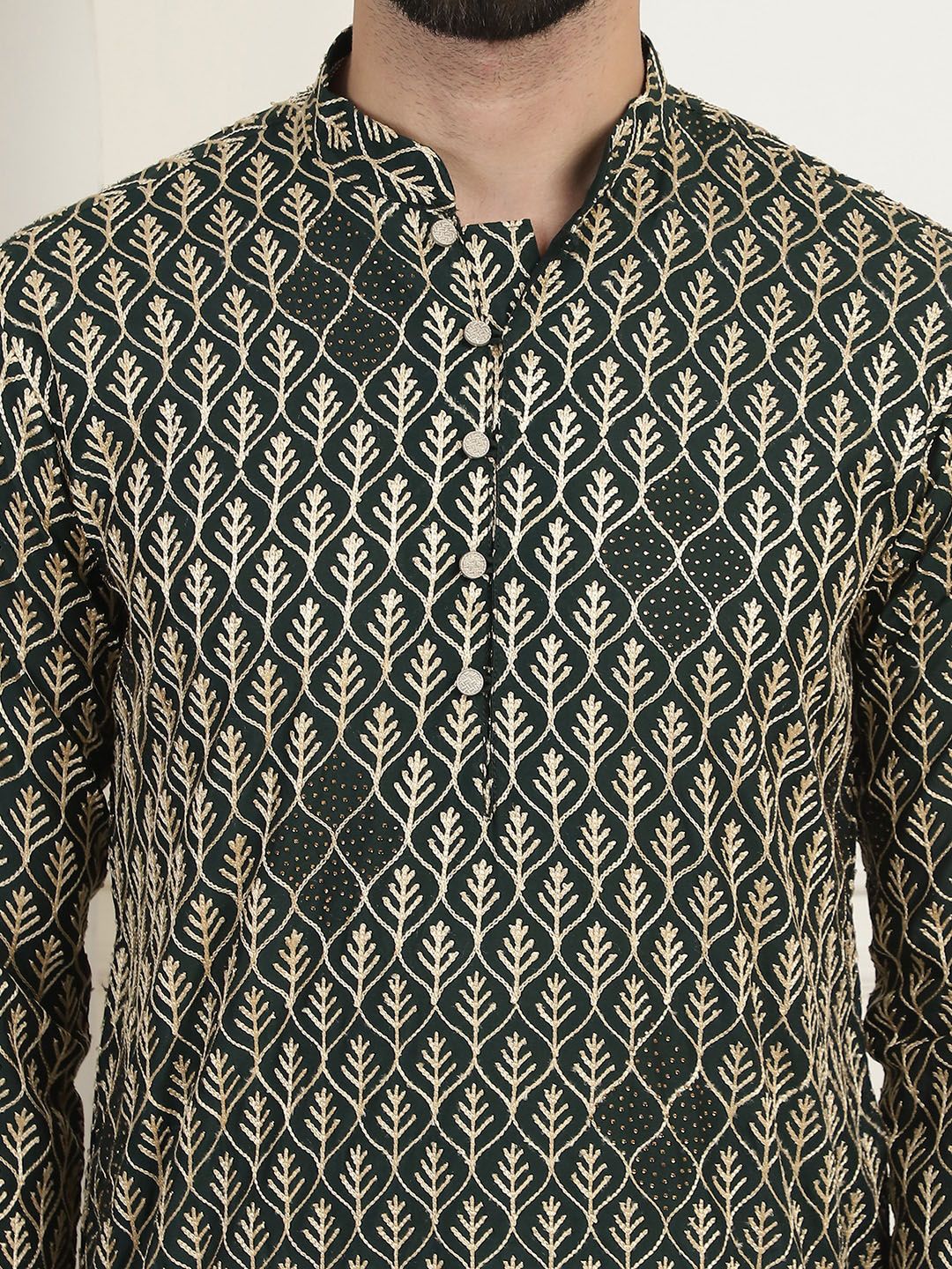 SOJANYA Floral Embroidered Mandarin Collar Pure Cotton Straight Kurta