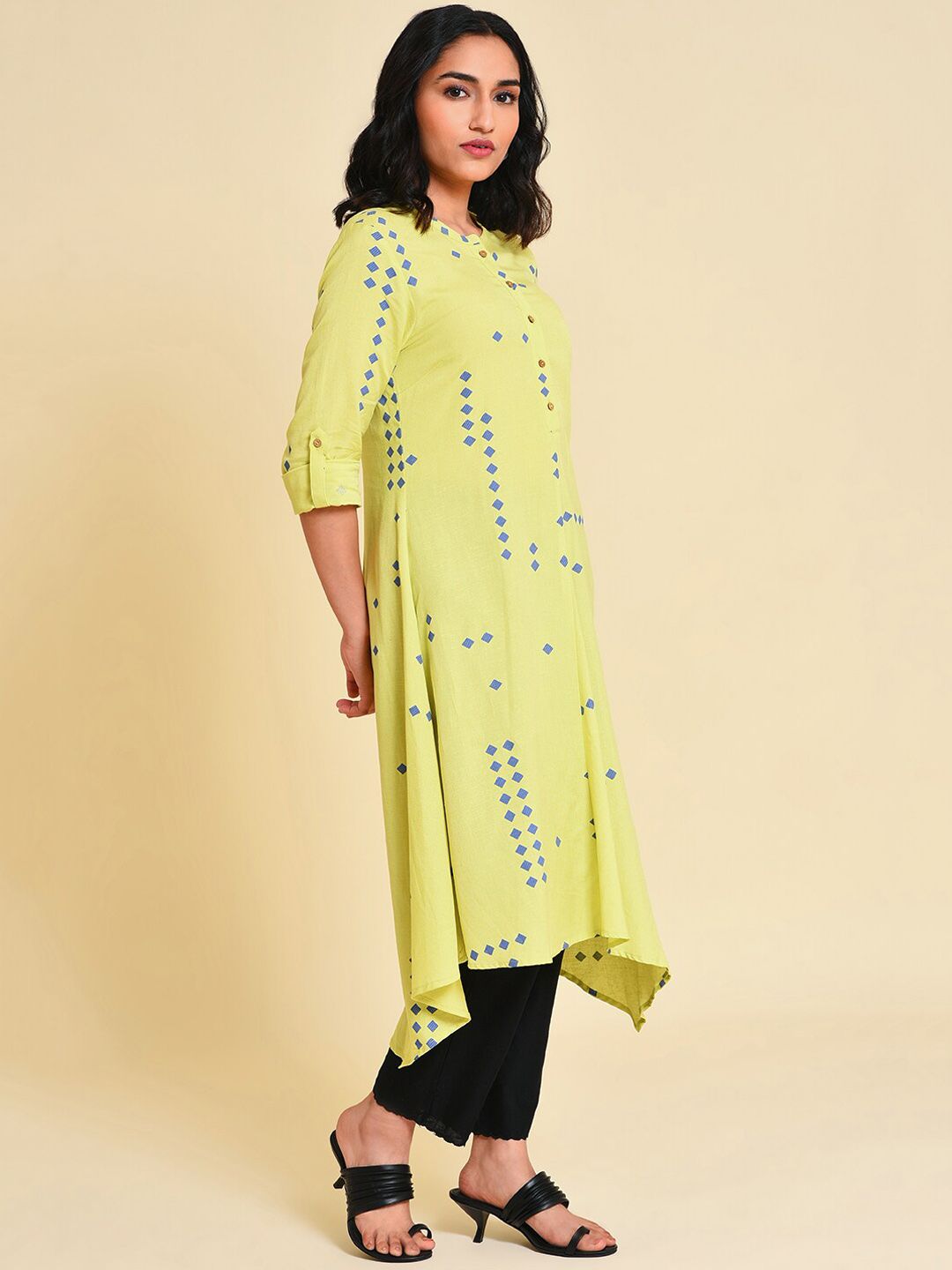 W Geometric Printed Asymmetric A-Line Kurta with Trousers
