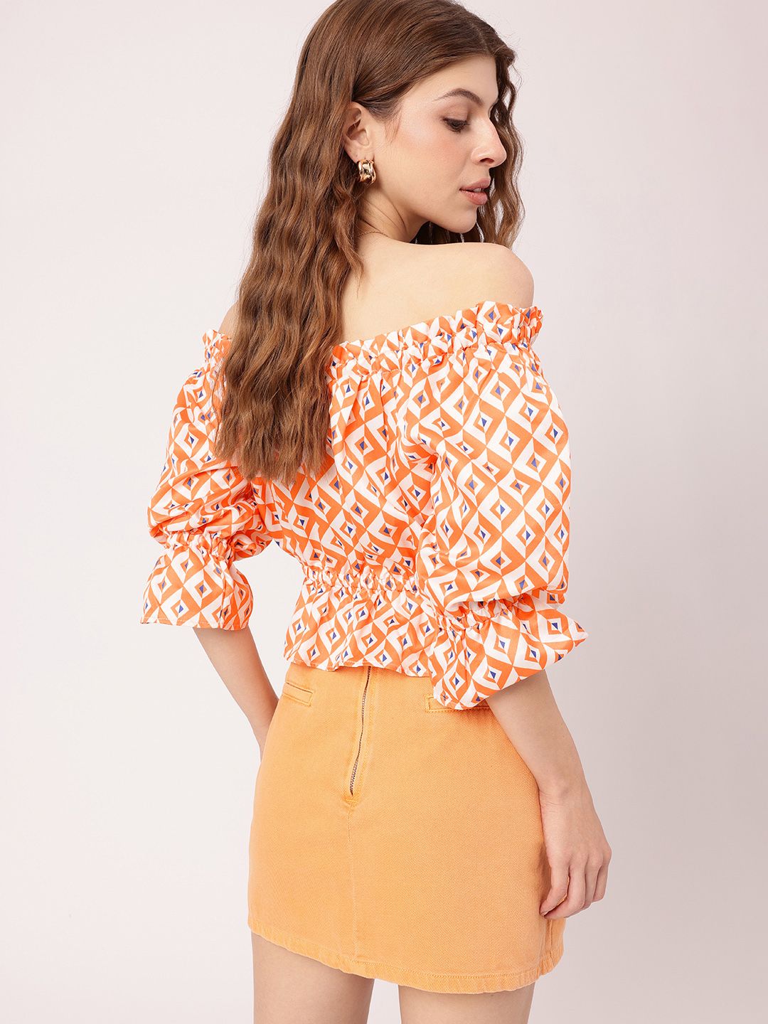 DressBerry Striking Core Gathers Printed Off-Shoulder Peplum Crop Top