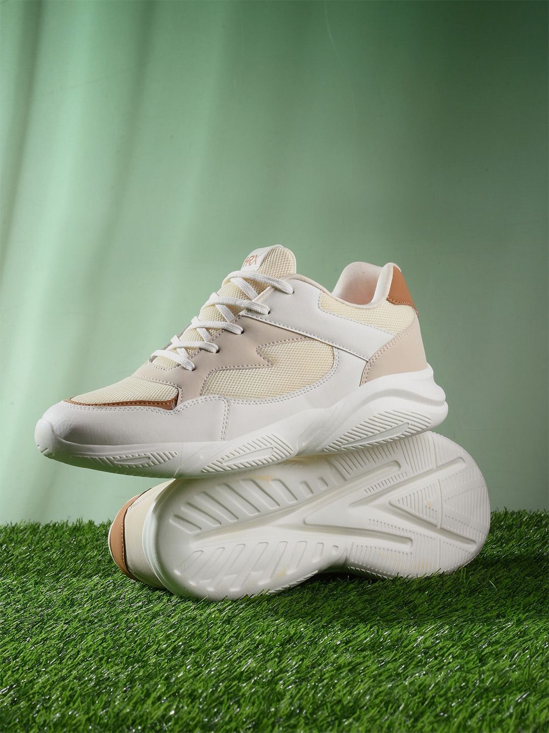 HRX by Hrithik Roshan Women Cream-Coloured Mesh Running Shoes