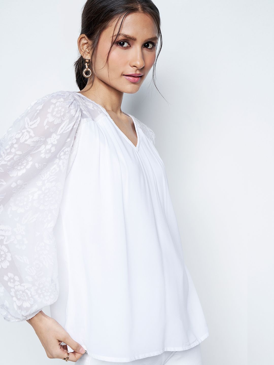 AND Women Self Design Puff Sleeves V-neck Top