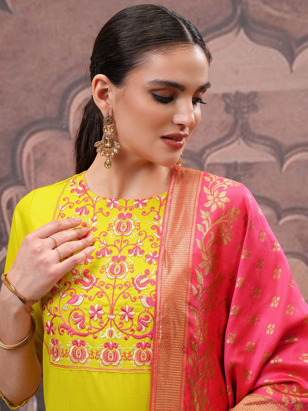 Vishudh Green Embroidered Straight Kurta with Trouser & Dupatta