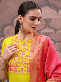 Vishudh Green Embroidered Straight Kurta with Trouser & Dupatta