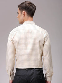 The Indian Garage Co. X Luxe Men Slim Fit Opaque Checked Formal Shirt