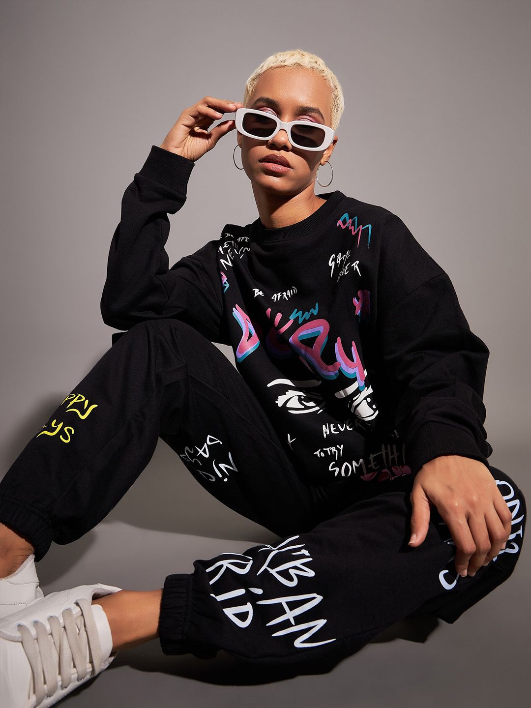 SASSAFRAS Typography Printed Long Sleeves Oversized Fleece Sweatshirt
