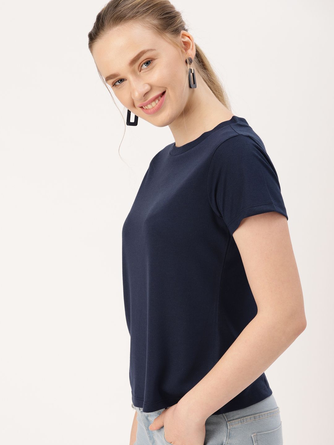 DressBerry Women Navy Blue Solid Round Neck T-shirt