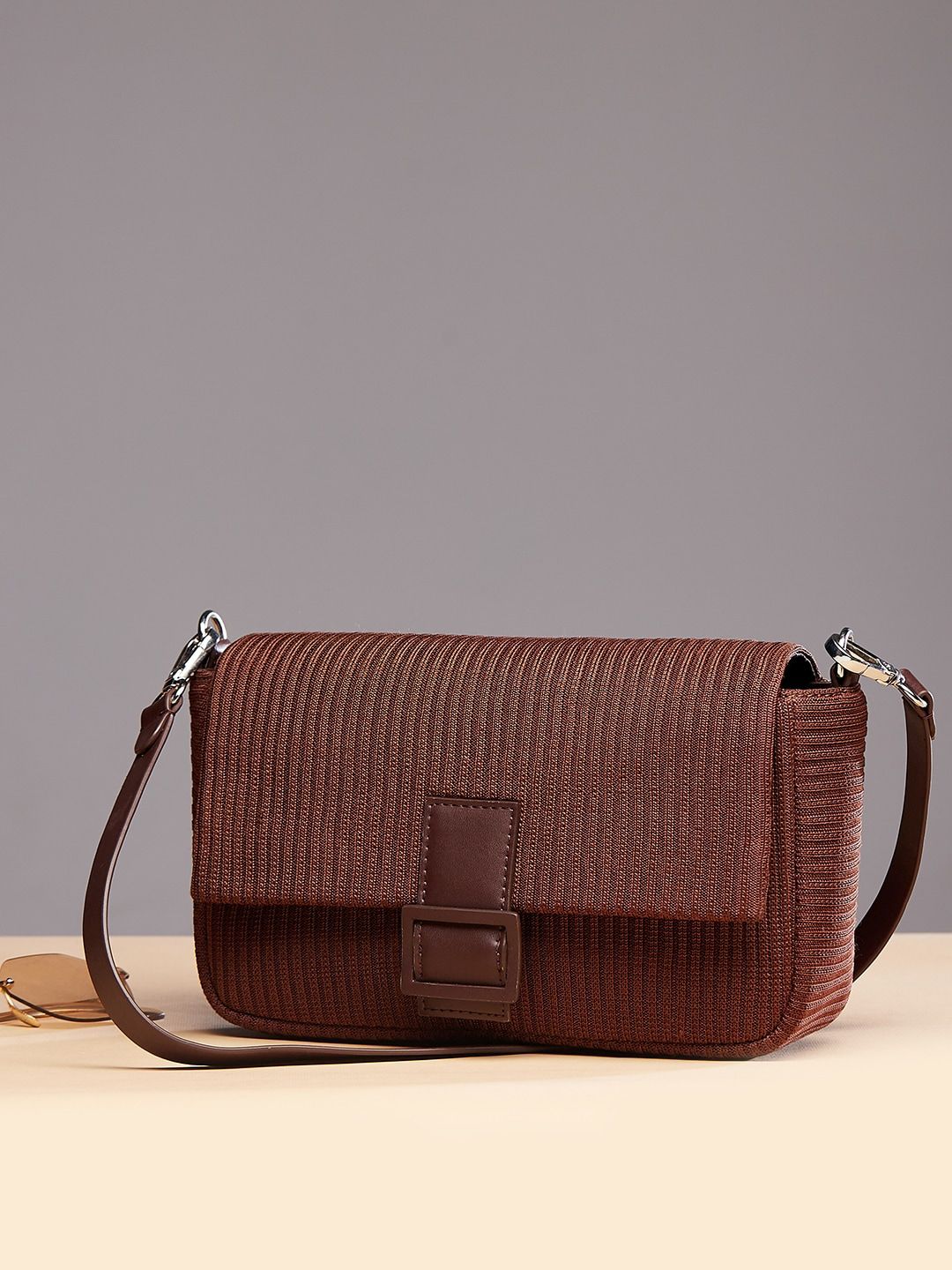 Berrylush Brown Textured Swagger Bag