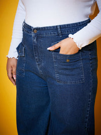 SASSAFRAS Curve Women Blue Comfort Straight Fit Clean Look Jeans