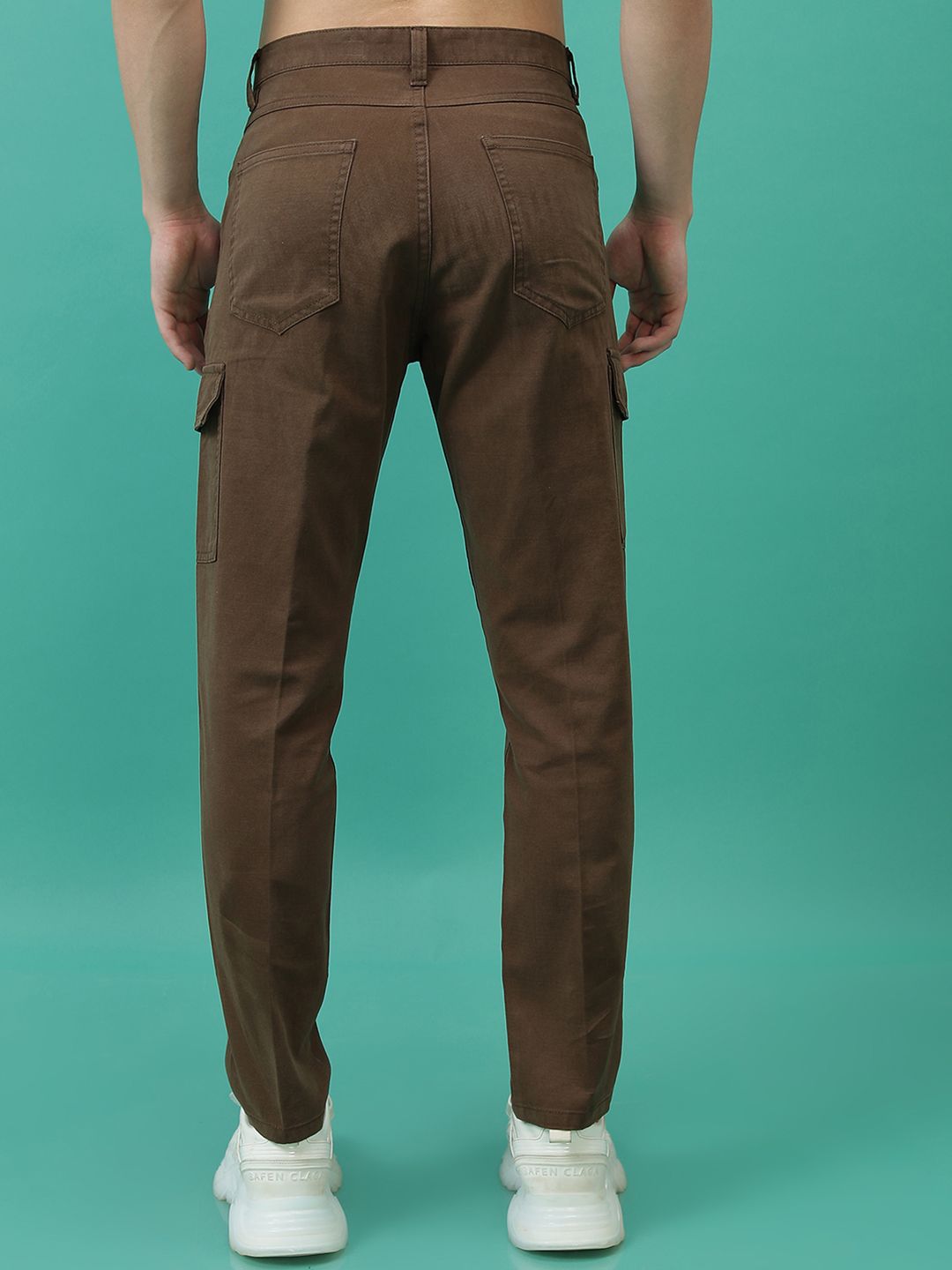 Lelaki Highlander Tapered Fit Plain Mid-Rise Cotton Cargos