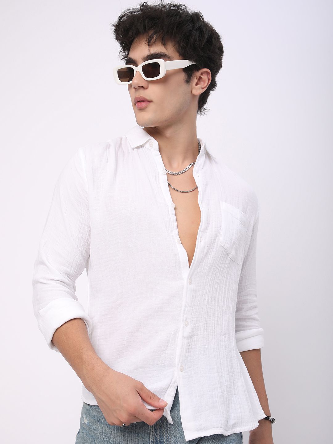 VASTRADO Men Classic Cutaway Collar Solid Cotton Slim Fit Casual Shirt