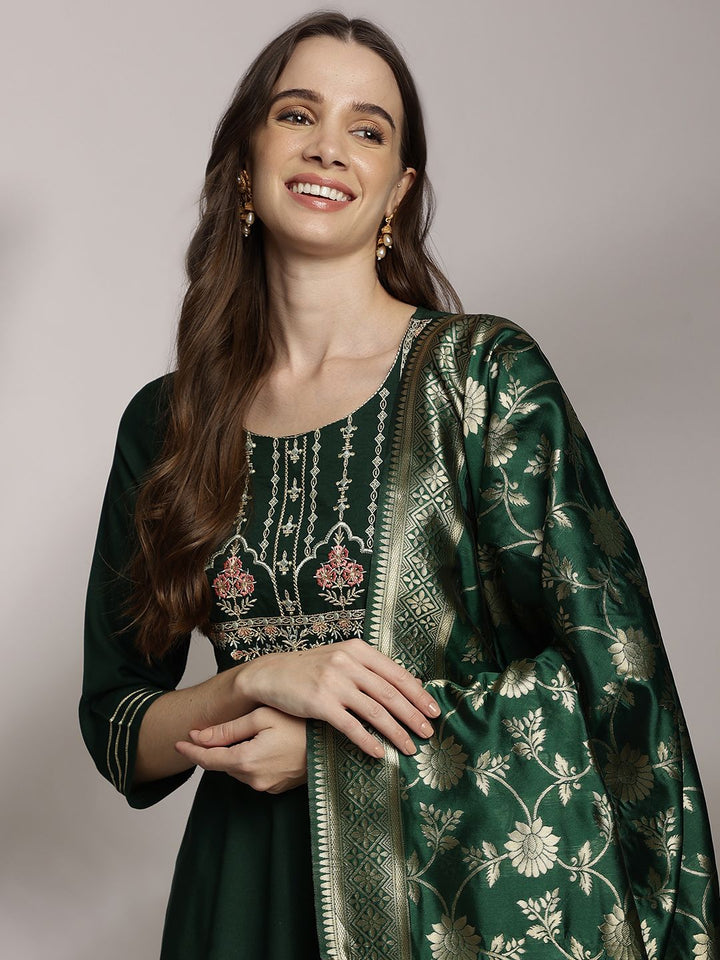 Anouk Women Floral Embroidered Pleated Kurta with Trousers & Dupatta