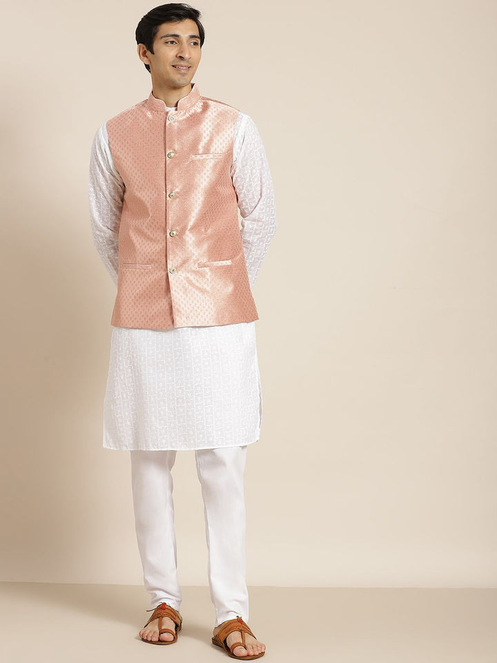 SOJANYA Lelaki Motif Etnik Putih Chikankari Kurta Kapas Tulen dengan Jaket Churidar & Nehru