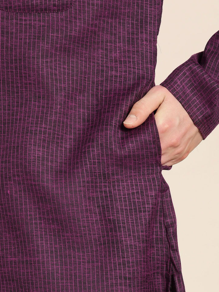SOJANYA Kurta Lurus Berjalur Ungu Lelaki