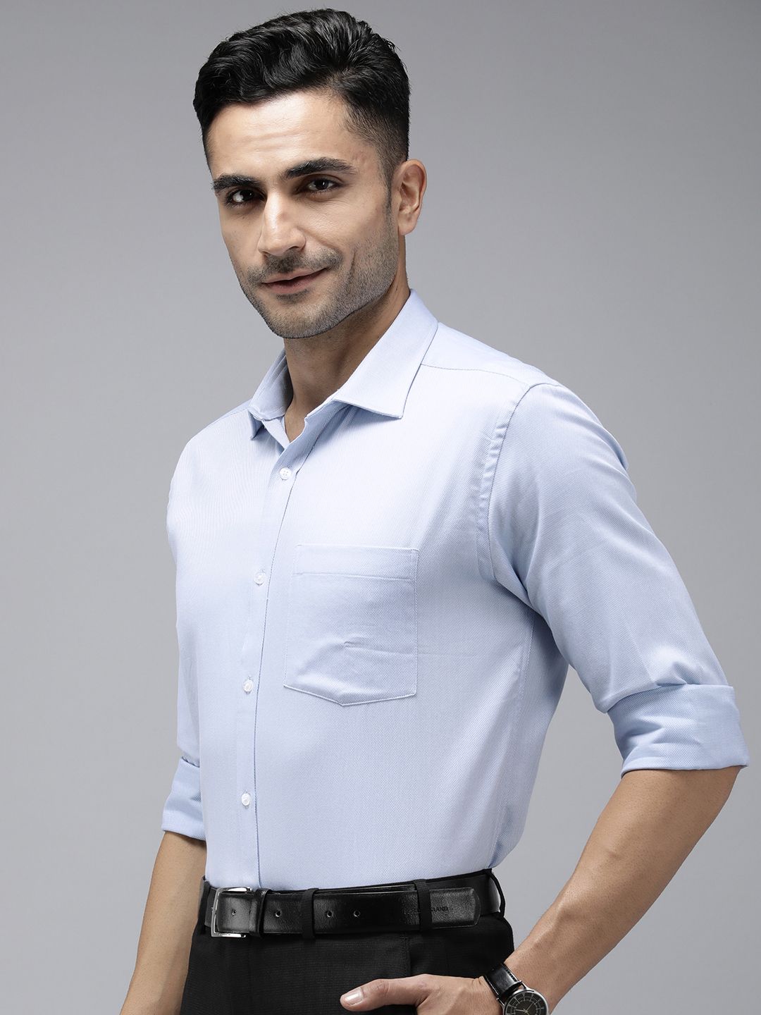 Park Avenue Pure Cotton Self Design Slim Fit Textured Formal Shirt