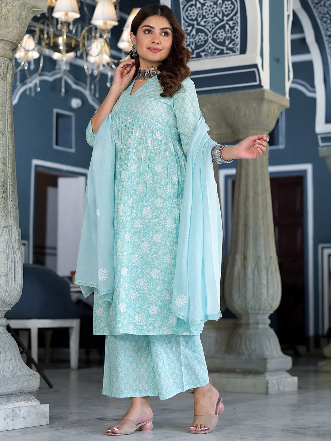 Vishudh Blue V Neck Floral Printed Regular Pure Cotton Kurta with Trousers & With Dupatta