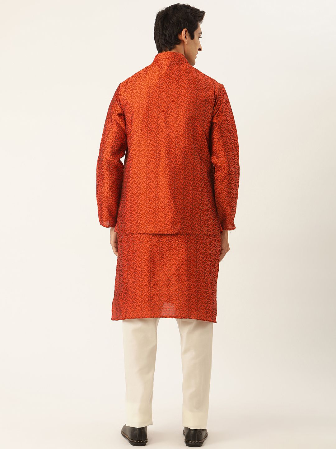 SOJANYA Kurta Rekaan Tenunan Merah & Putih Karang Lelaki dengan Piyama & Jaket Nehru