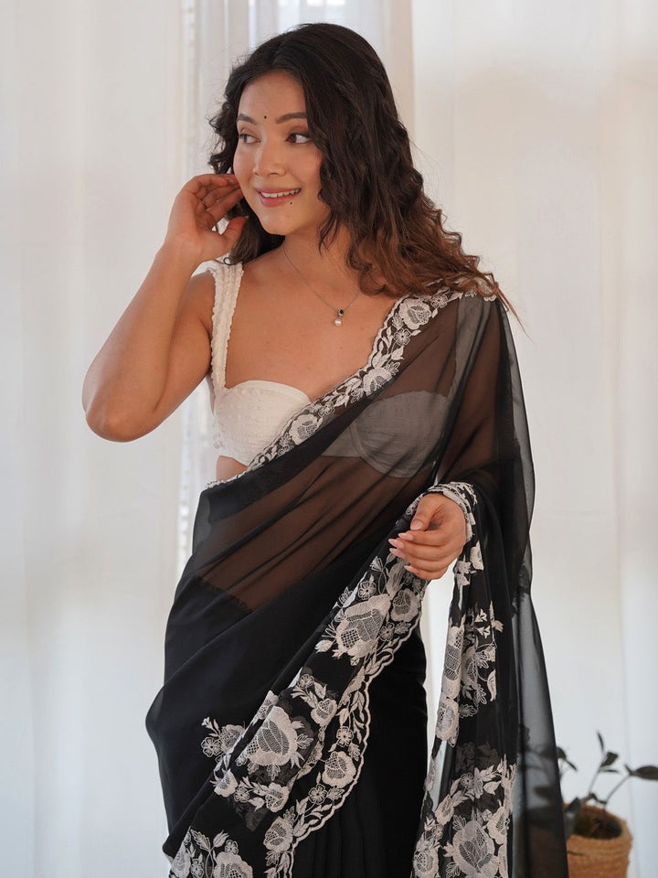 Saree mall Embroidered Organza Sarees