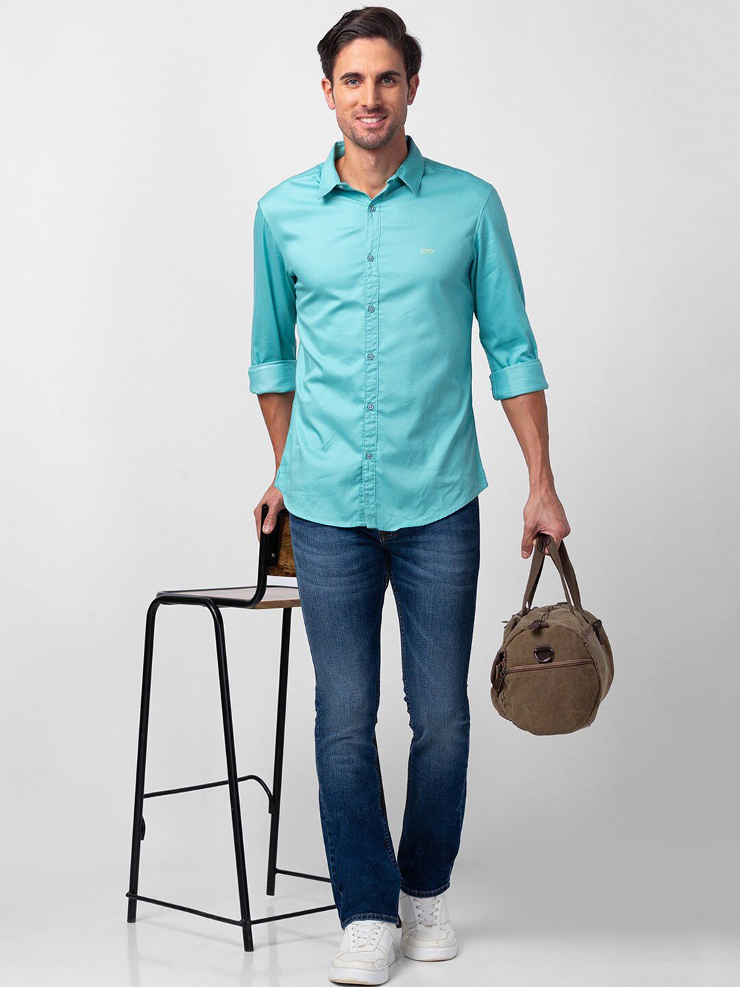 SPYKAR Men Solid Slim Fit Casual Shirt