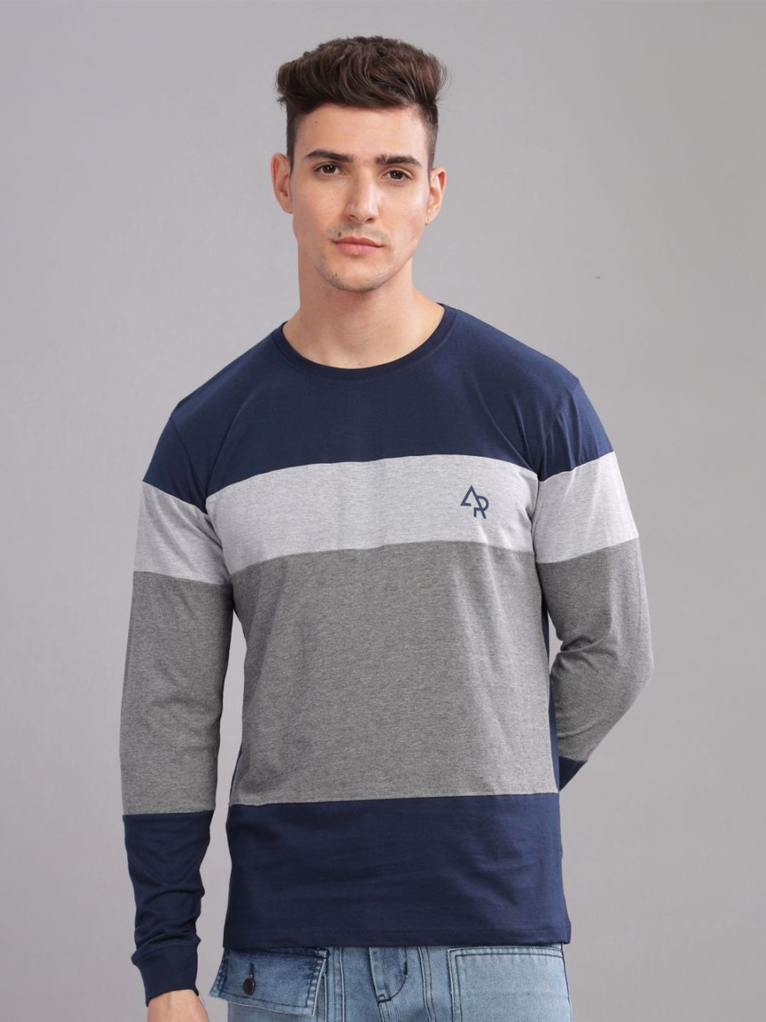 ADRO Men Colourblocked Round Neck T-shirt