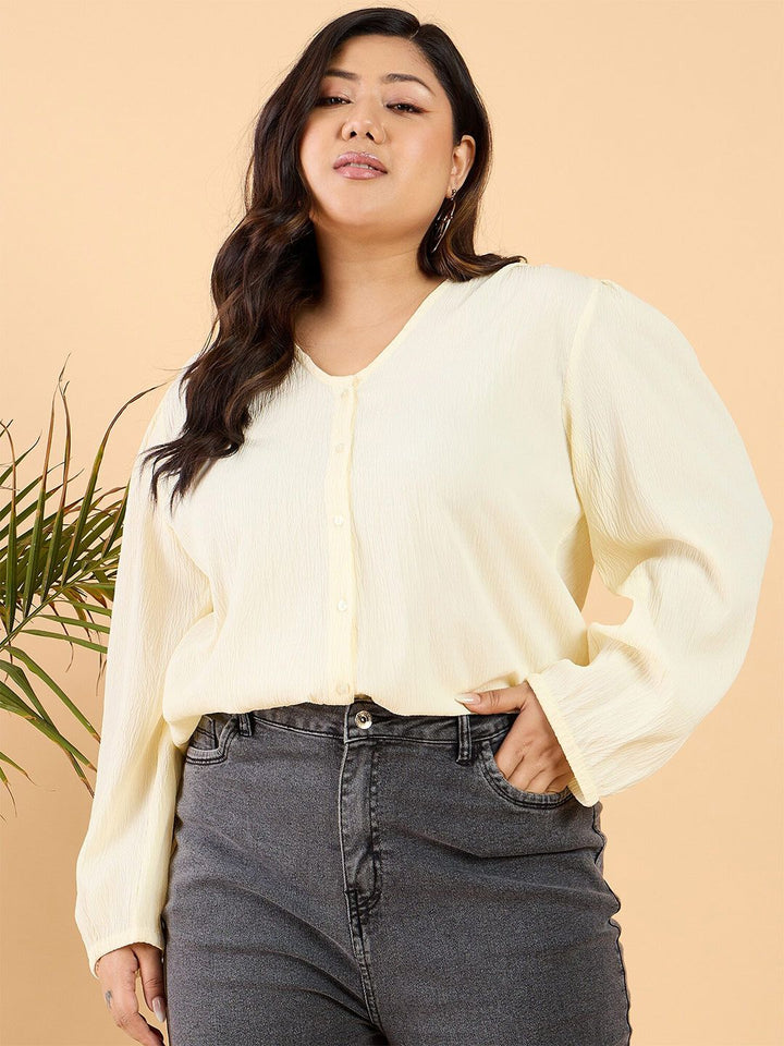 CURVY STREET Plus Size V-Neck Puff Sleeve Top