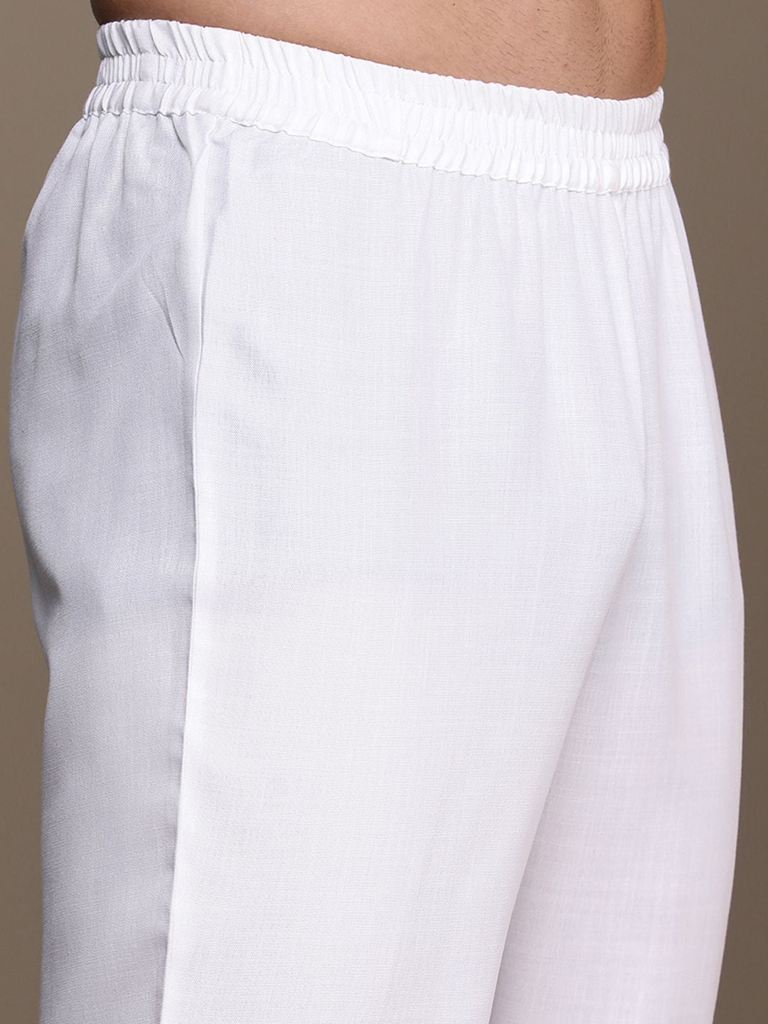 House of Pataudi Men Jashn Pathani Kurta With Trousers