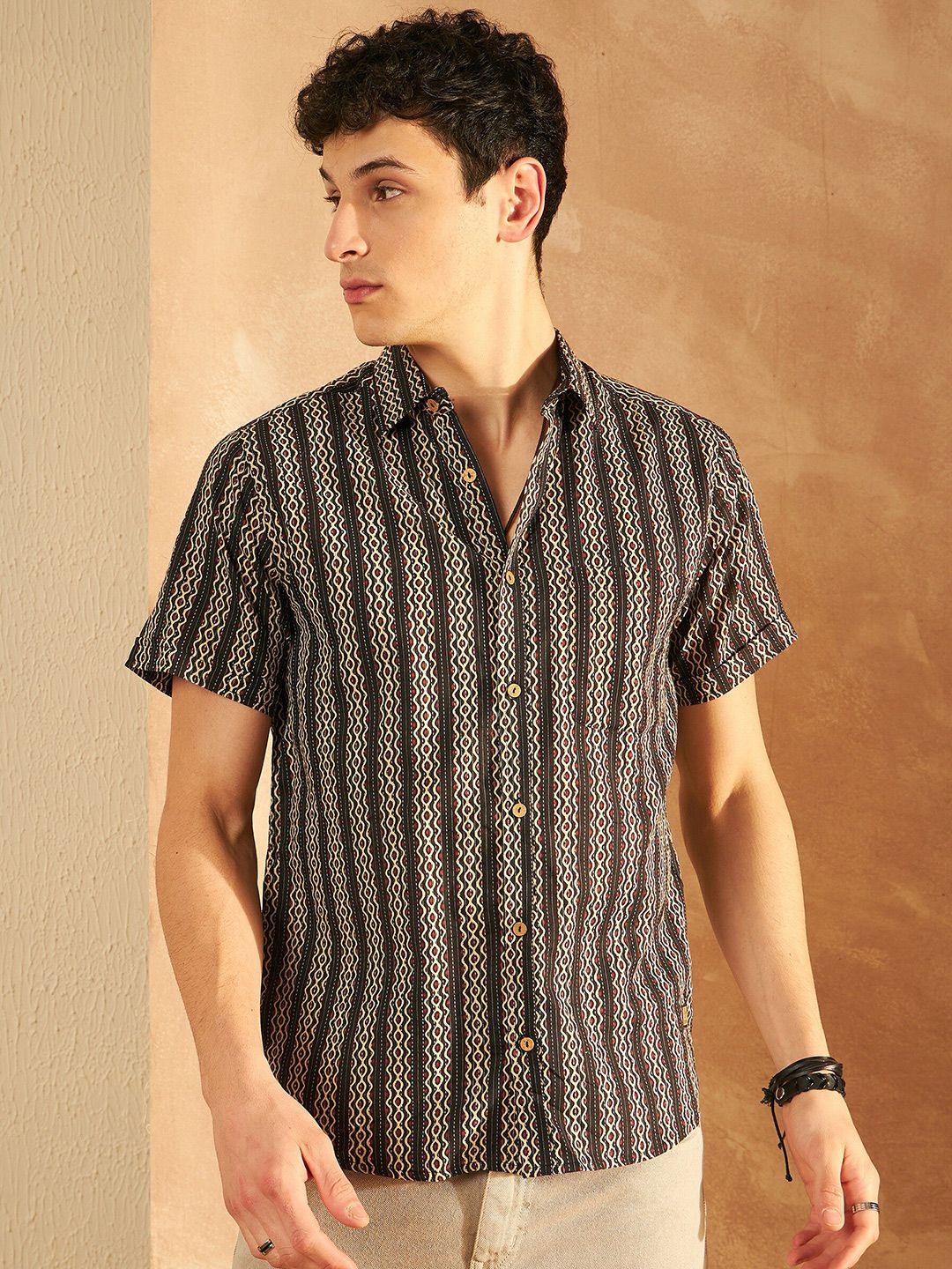 DENNISON Smart Printed Spread Collar Short Sleeves Cotton Lightweight Shirt