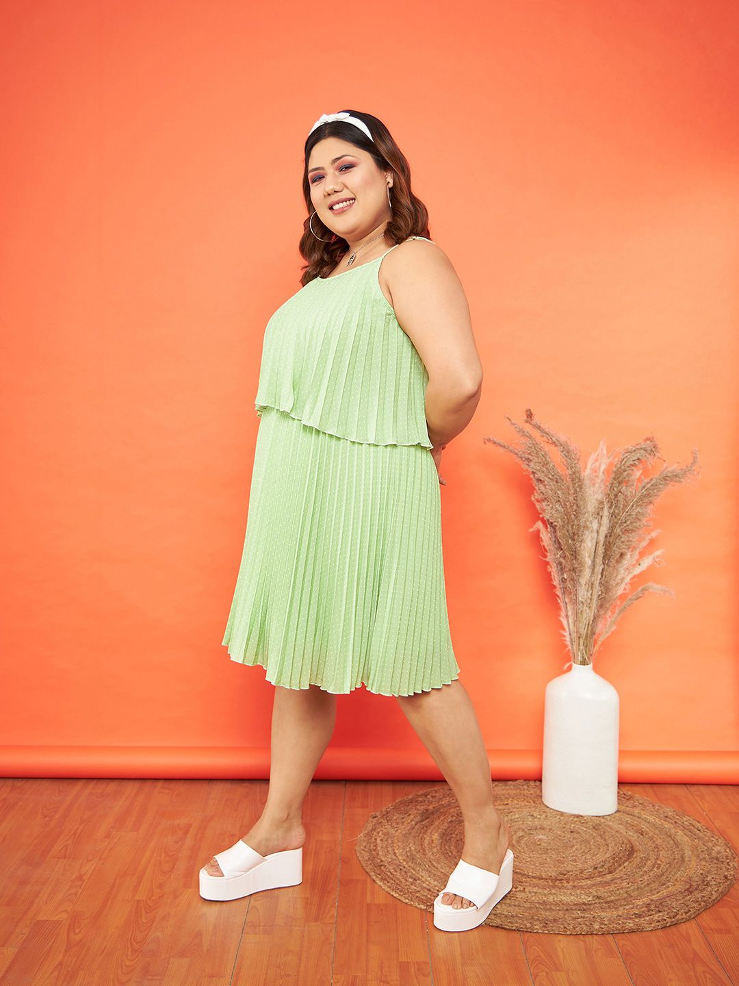 SASSAFRAS Curve Plus Size Crepe A-Line Dress