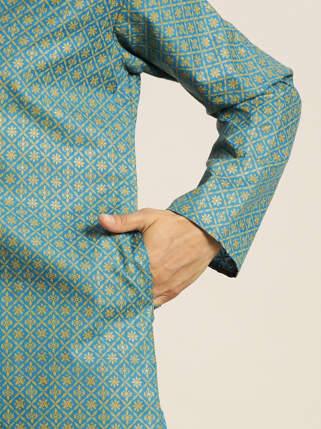 SOJANYA Men Ethnic Motifs Foil Printed Cotton Linen Kurta