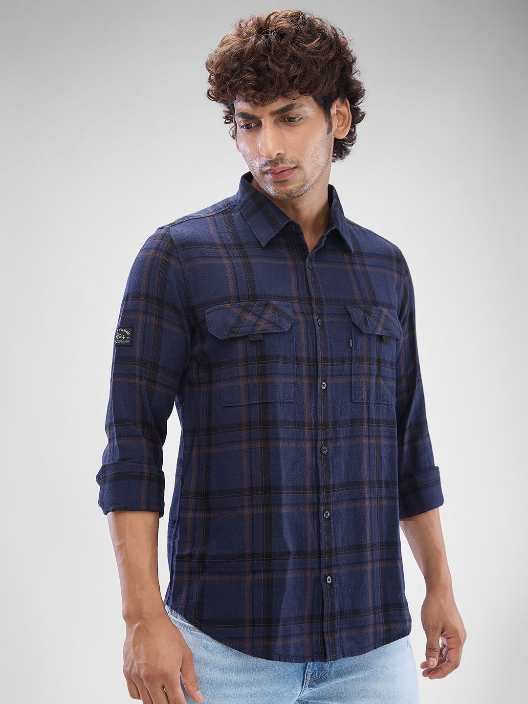 SPYKAR Men Slim Fit Tartan Checked Casual Shirt