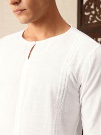 House of Pataudi Floral Embroidered Keyhole Neck Pure Cotton Jashn Kurta