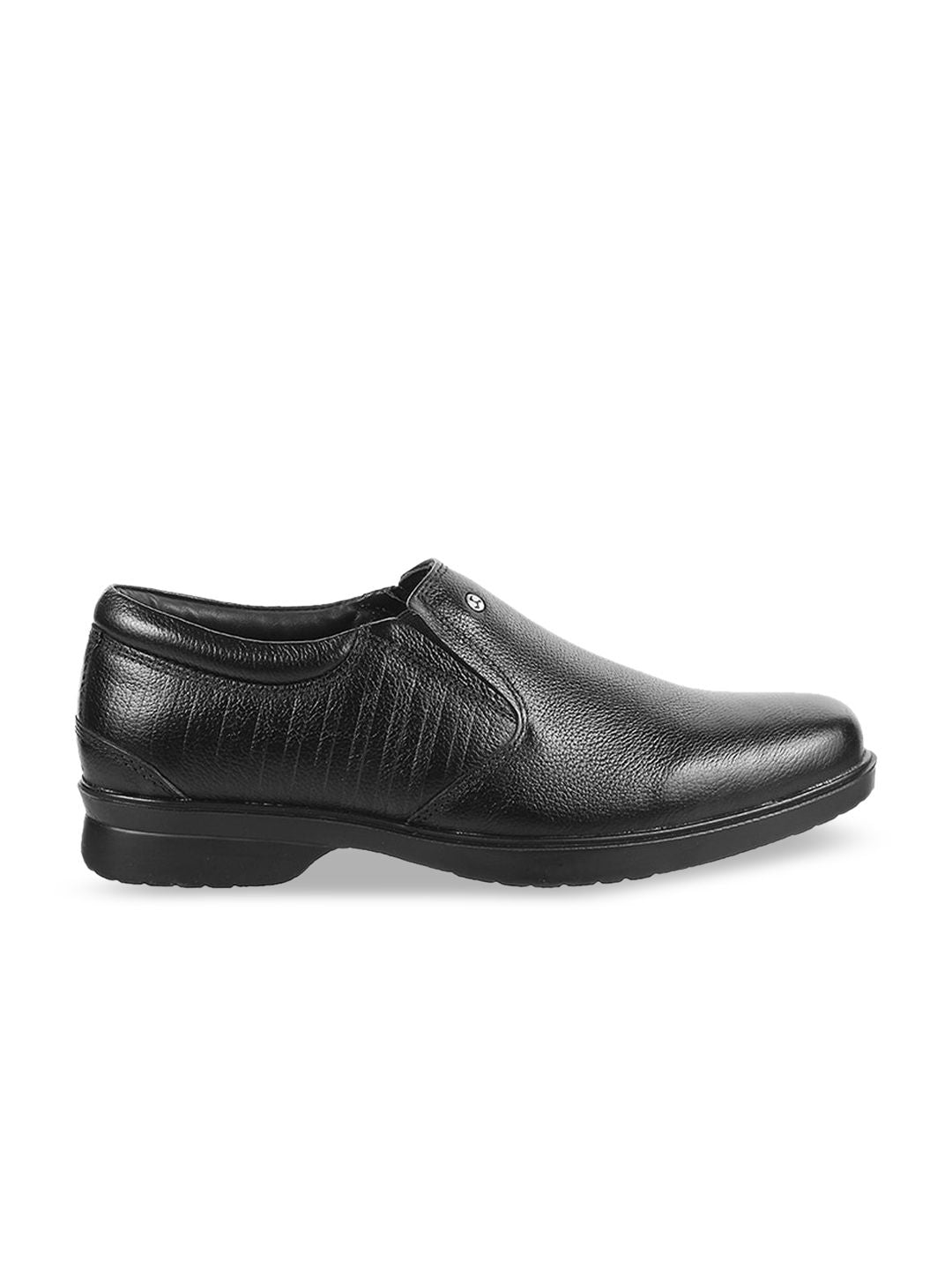 Mochi Men Black Textured Formal Loafers