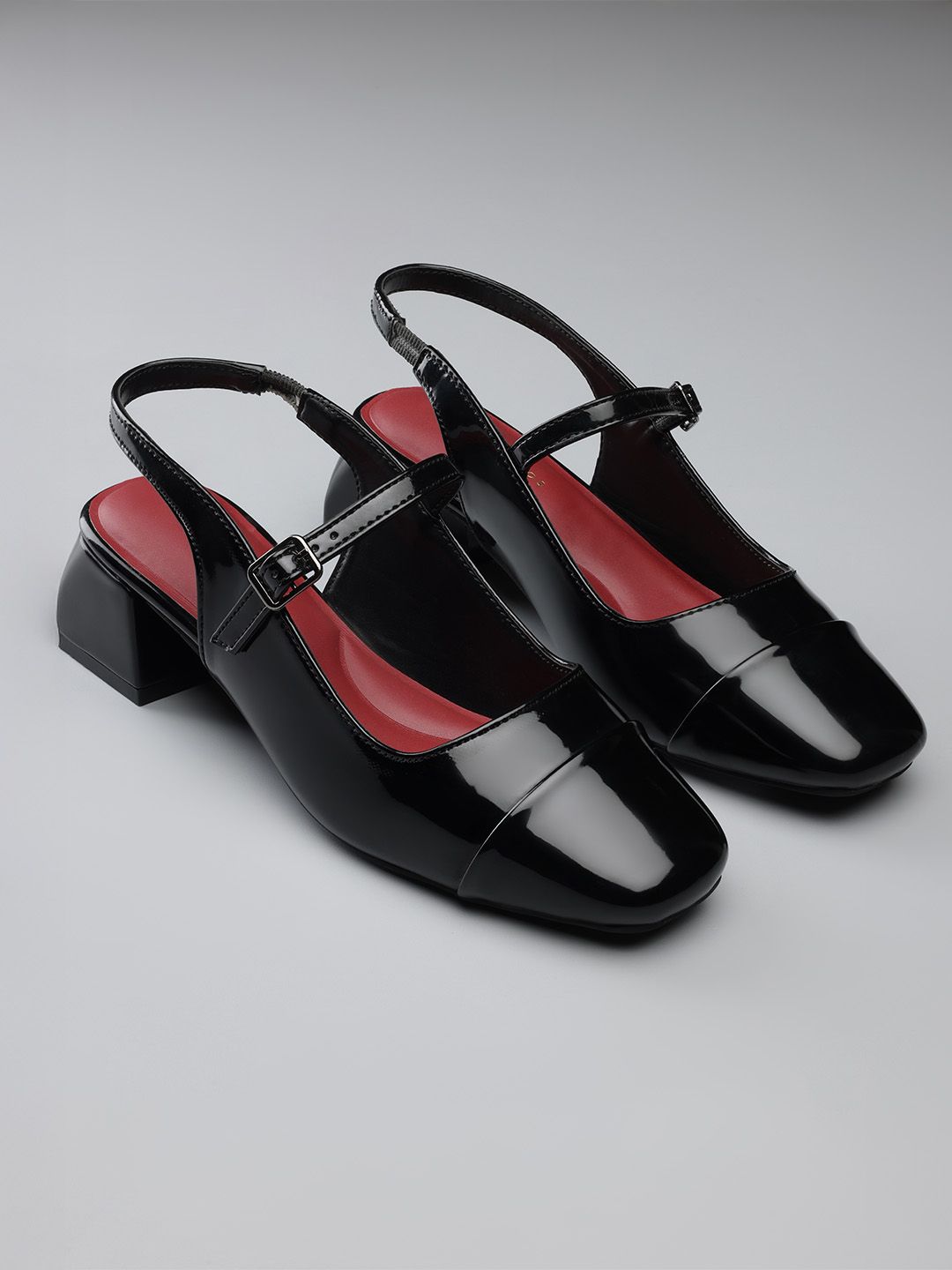 Lino Perros Block Sandals with Bows