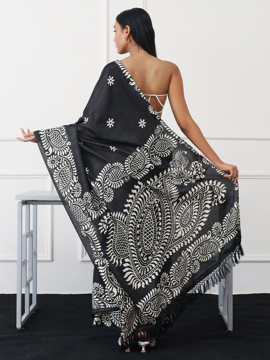 Tikhi Imli Paisley Ready to Wear Saree
