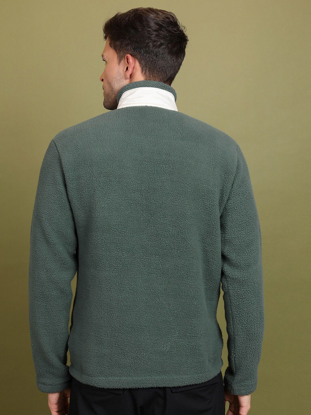 HIGHLANDER Mock Collar Front-Open Sweatshirt
