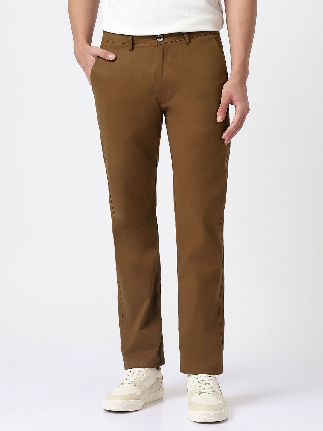 Urbano Fashion Men Brown Slim Fit Solid Pure Cotton Chinos