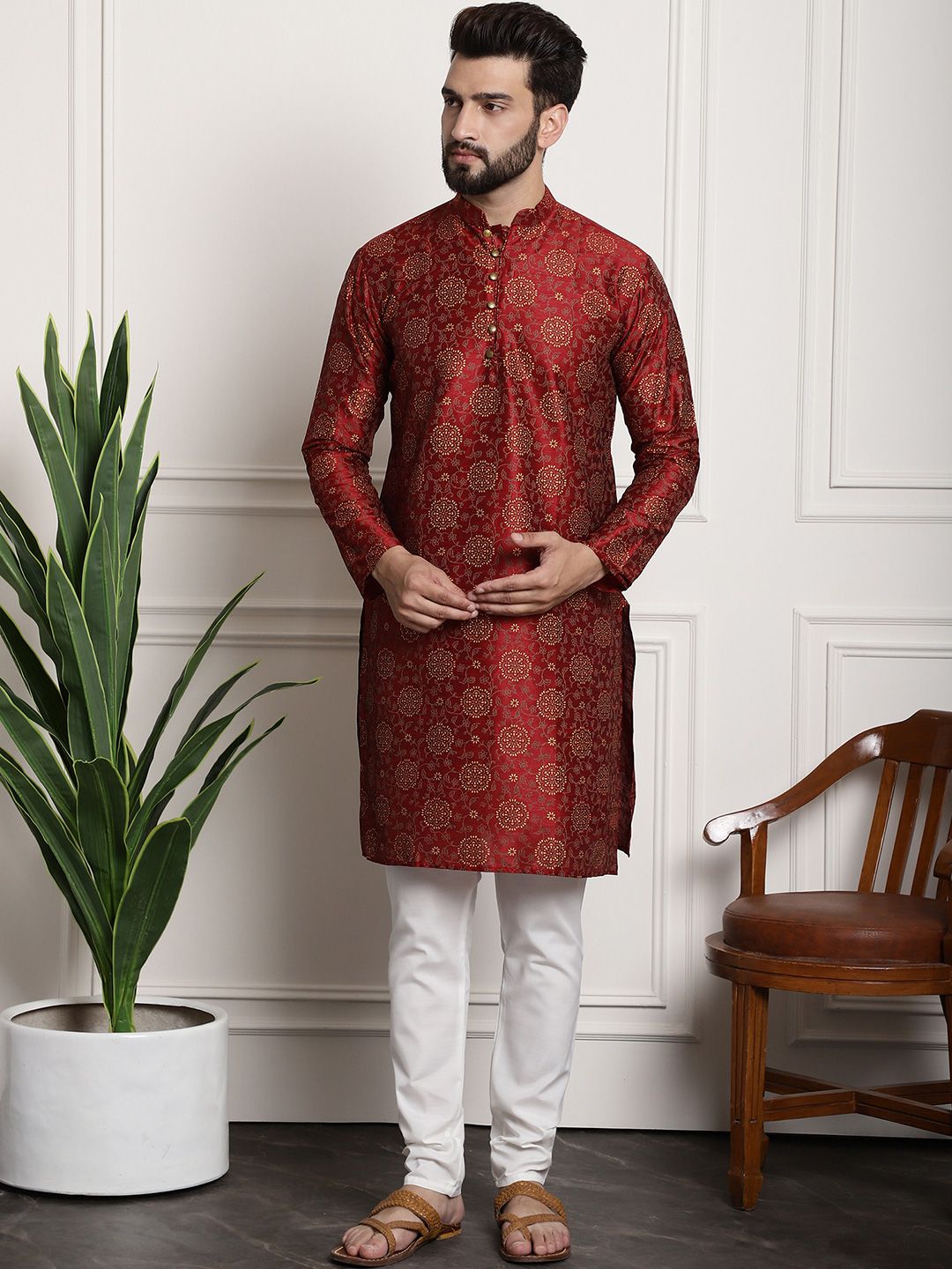 SOJANYA Men Maroon & Gold Floral Straight Kurta Churidar & Sequined Nehru Jacket