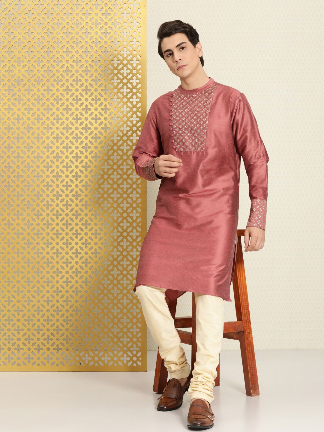 House of Pataudi Men Yoke Design Angrakha Jashn Kurta