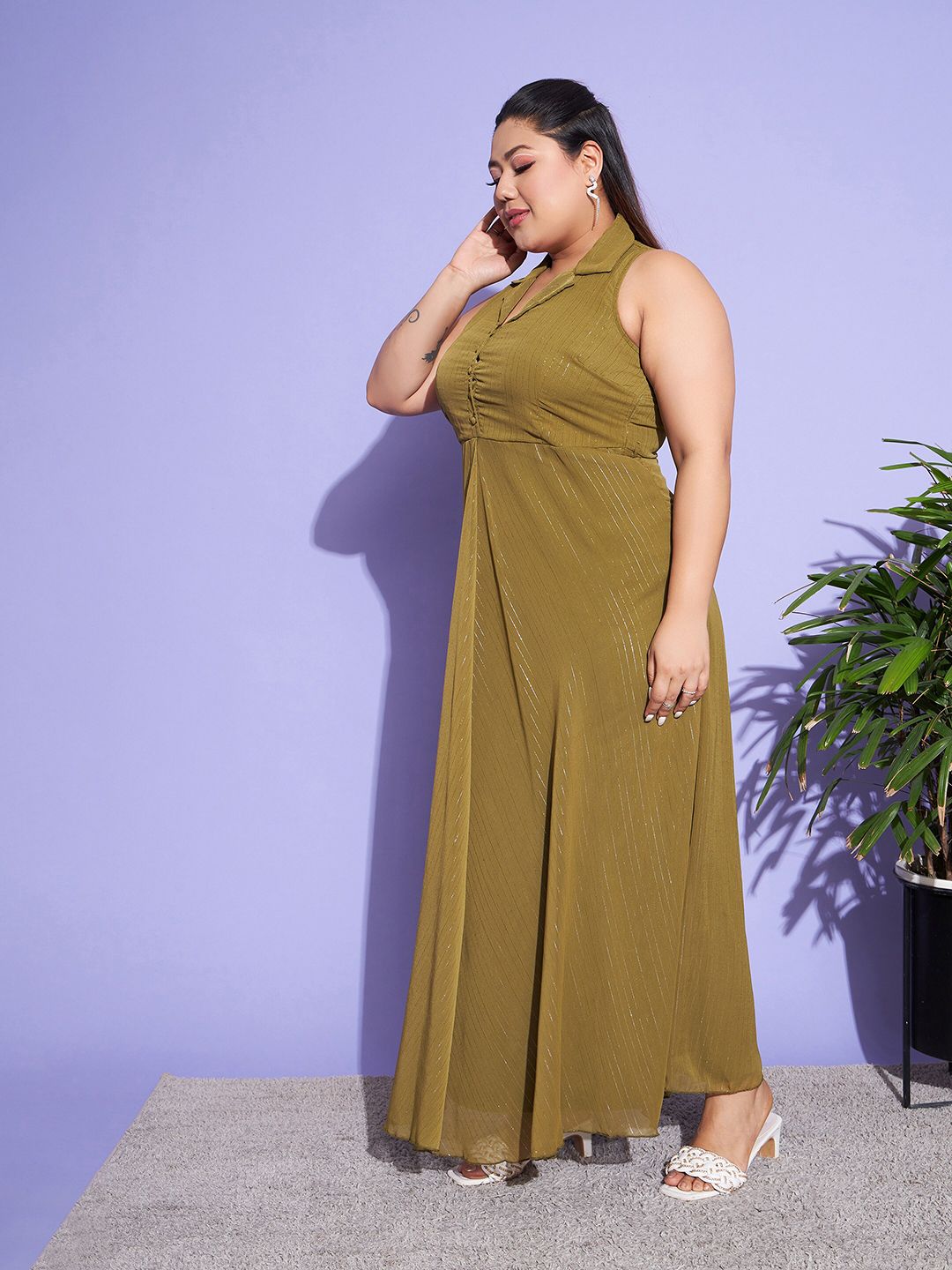 SASSAFRAS Curve Green Plus Size Cuban Collar Sleeveless Maxi Dress