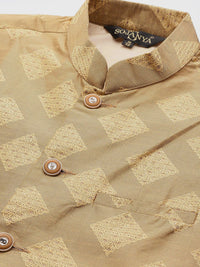 SOJANYA Men Black Kurta with Churidar