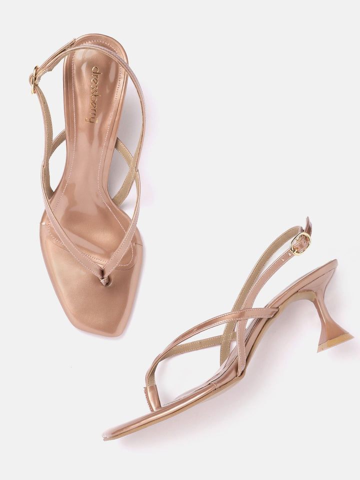 DressBerry Strappy Slim Heel