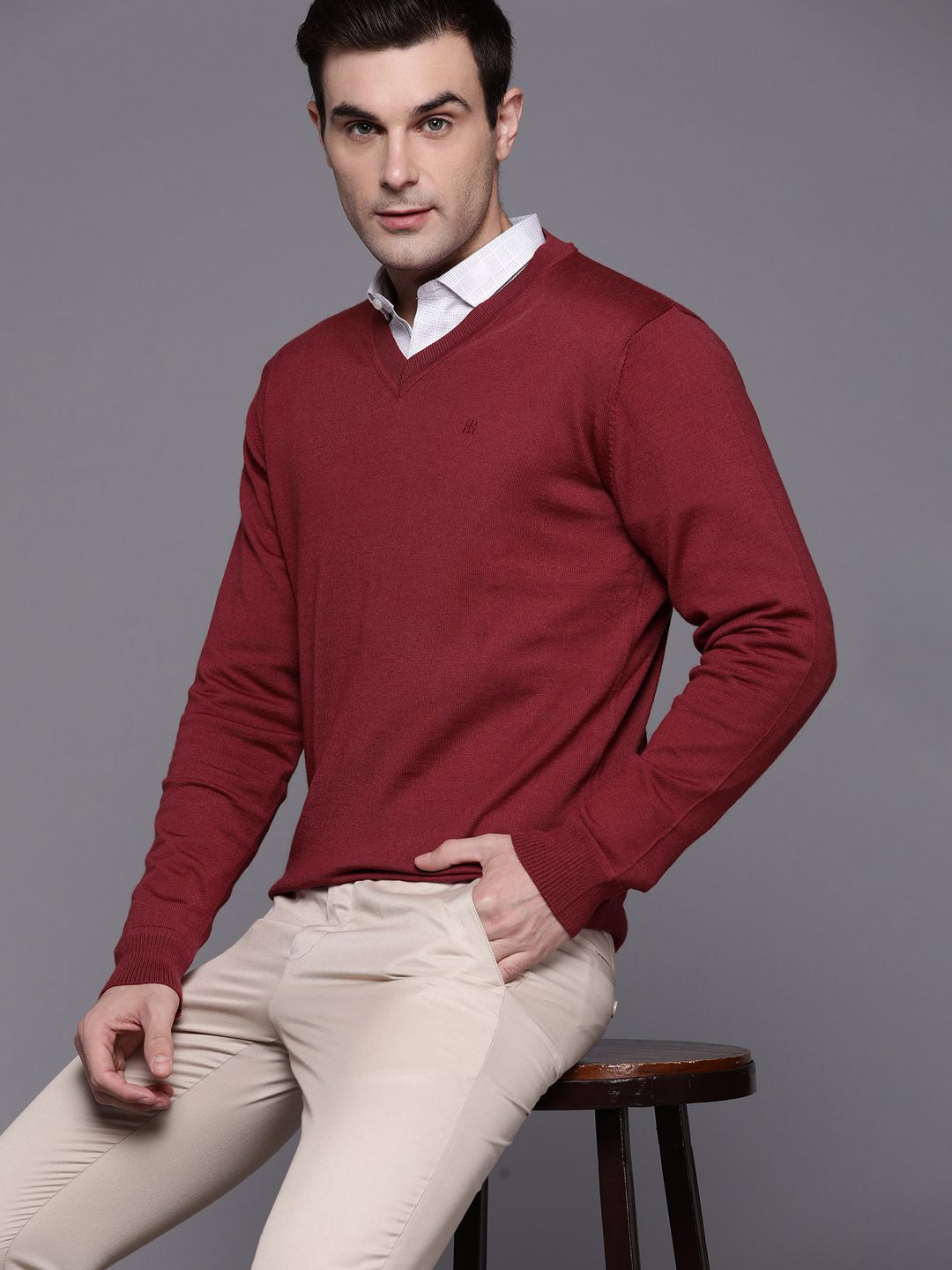 Raymond V-Neck Formal Pullover