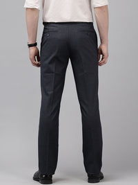 Park Avenue Men Checked Formal Trousers