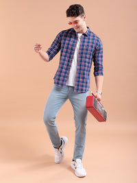 The Indian Garage Co Men Blue & Red Slim Fit Checked Casual Shirt