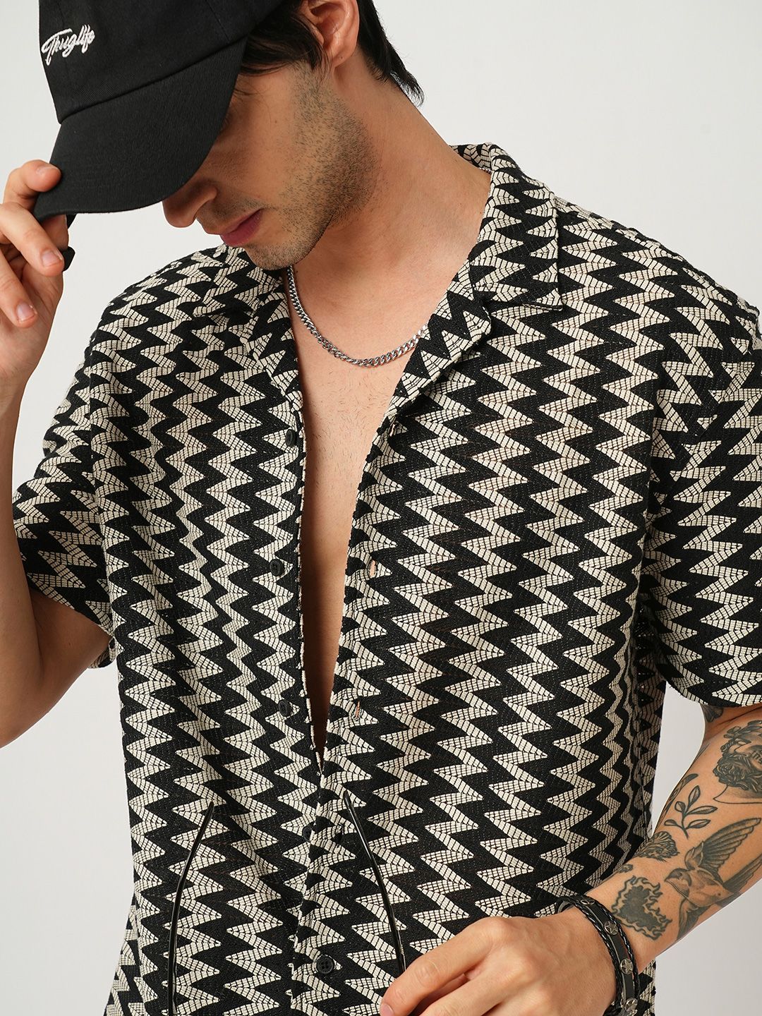 VASTRADO Men Classic Cuban Collar Chevron Printed Cotton Oversized Casual Shirt