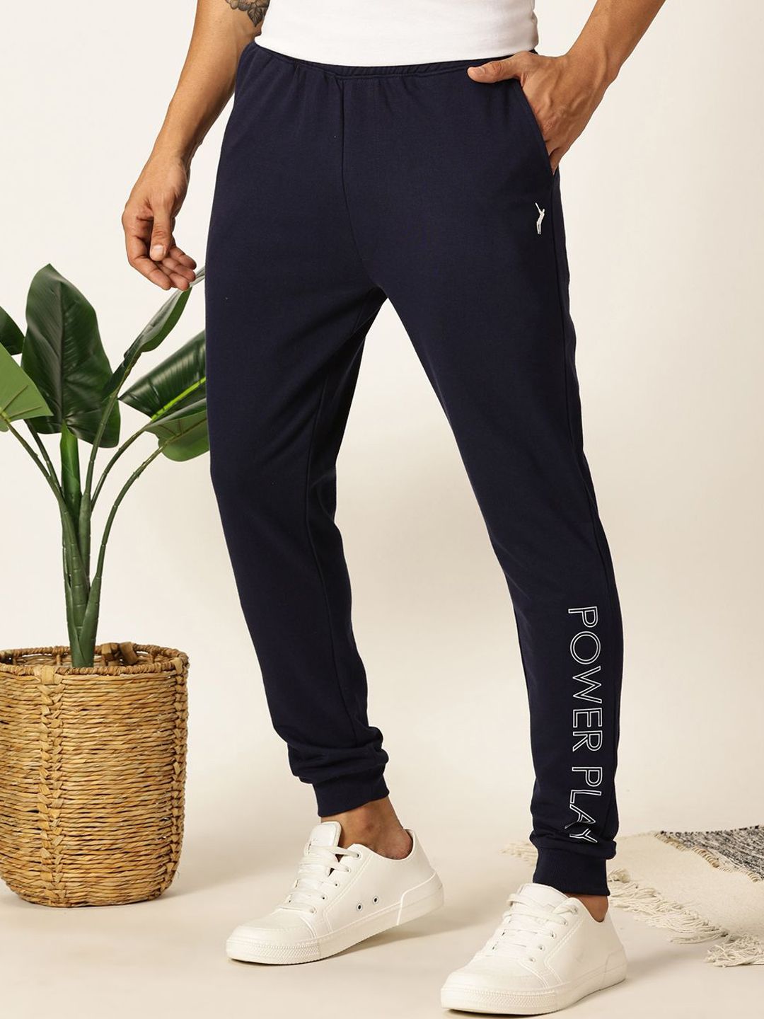 Thomas Scott Men Slim Fit Mid-Rise Joggers