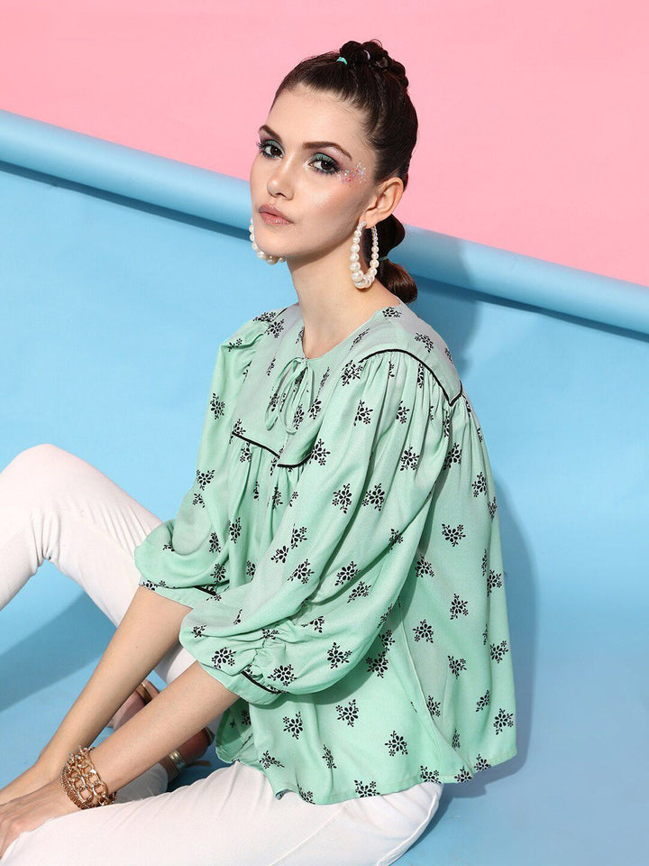 STREET 9 Green Floral Print Crepe Top