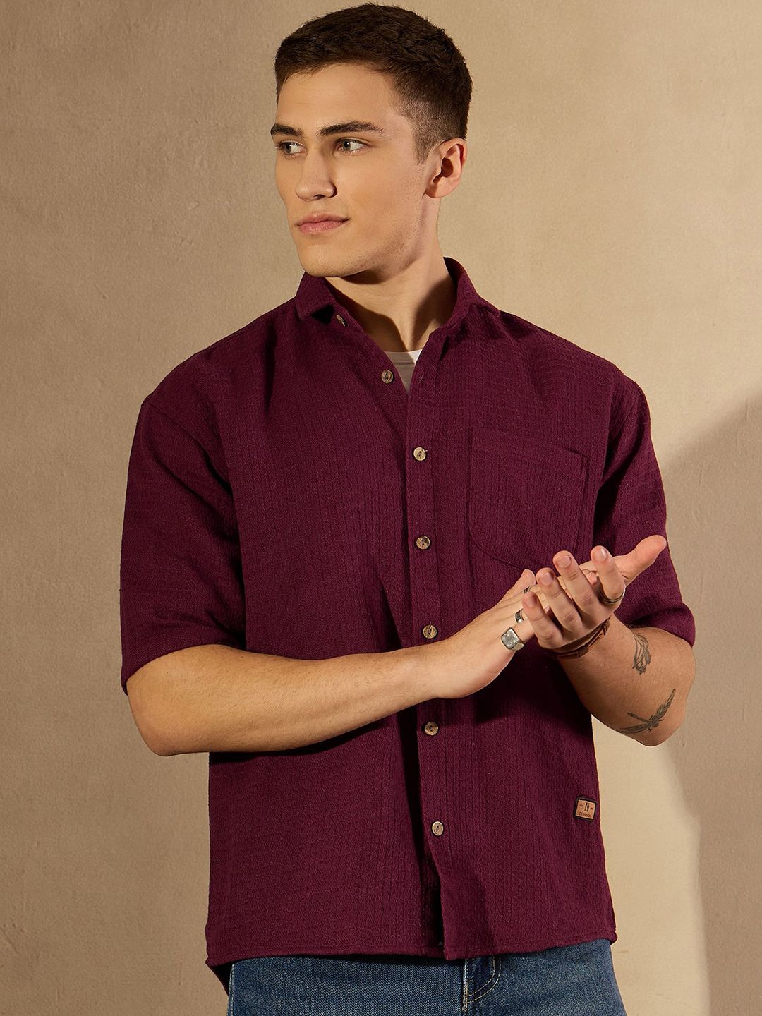DENNISON Men Smart Spread Collar Solid Cotton Oversized Casual Shirt