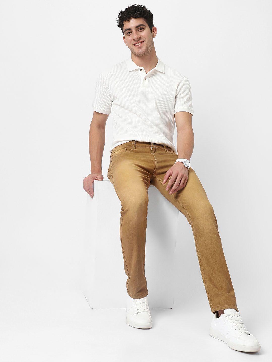Urbano Fashion Men Khaki Slim Fit Mid-Rise Clean Look Stretchable Jeans