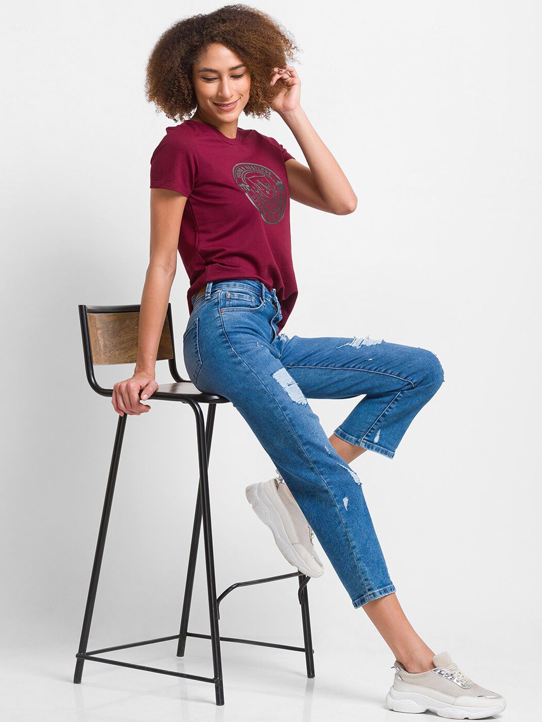 SPYKAR Women Blue Straight Fit Mildly Distressed Light Fade Jeans
